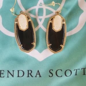 Kendra Scott Emmy